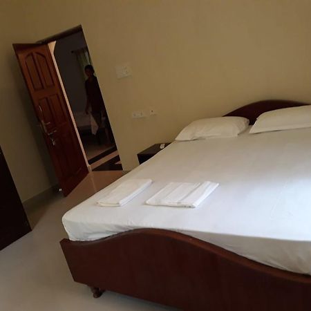Agnelo'S Holiday Homes Candolim Exterior foto